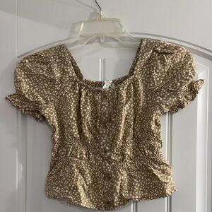 Love, Glam Girl Polka Dot Puff Sleeve Top        Girls Size- M